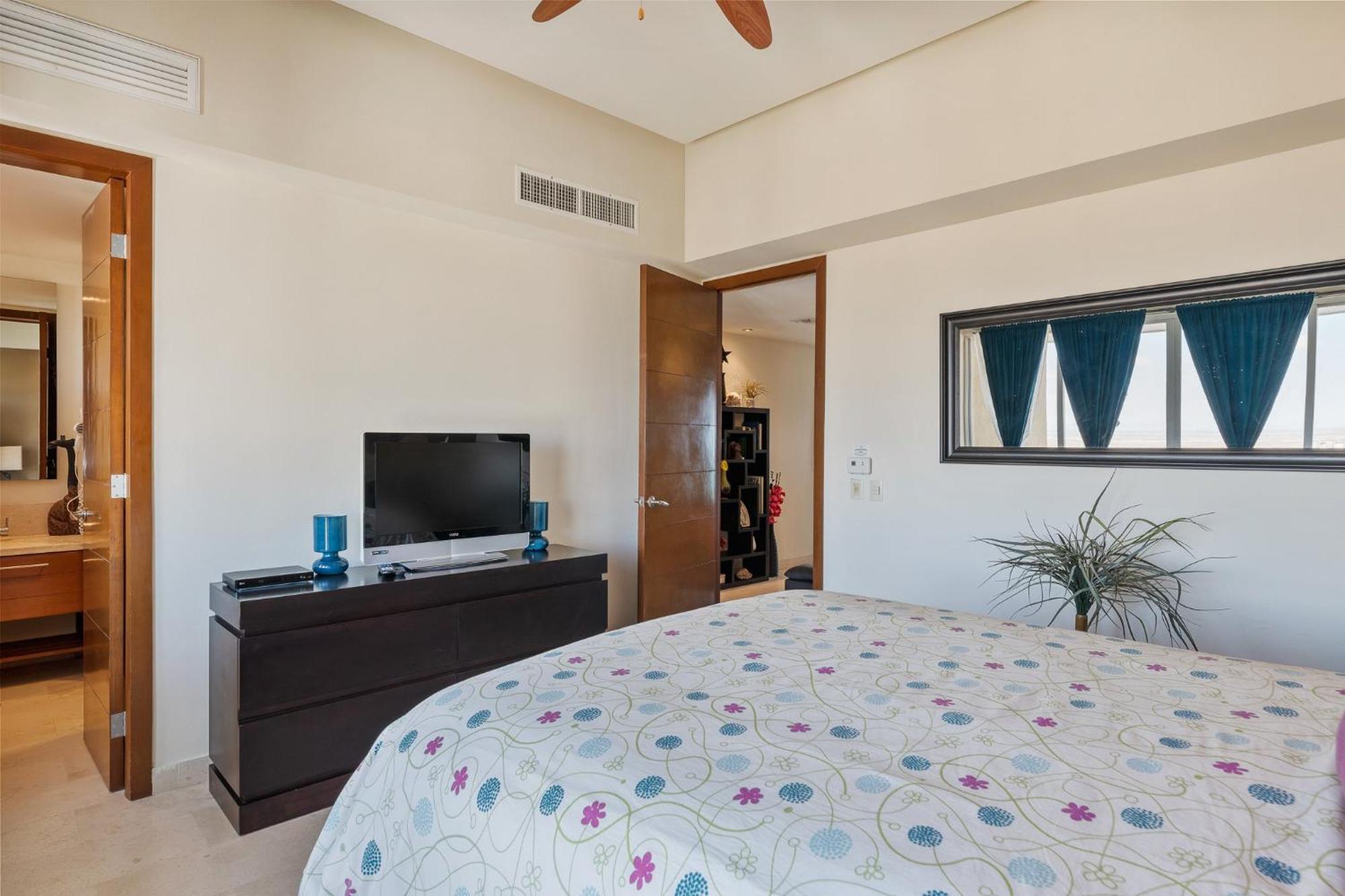 Encanto Living Two Bedroom Unit By Kivoya Rocky Point Room photo
