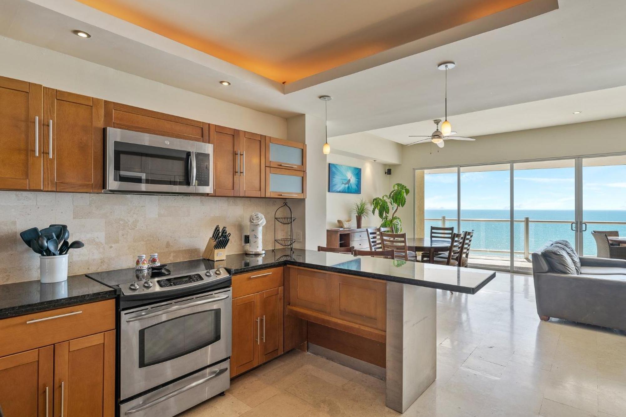 Encanto Living Two Bedroom Unit By Kivoya Rocky Point Room photo