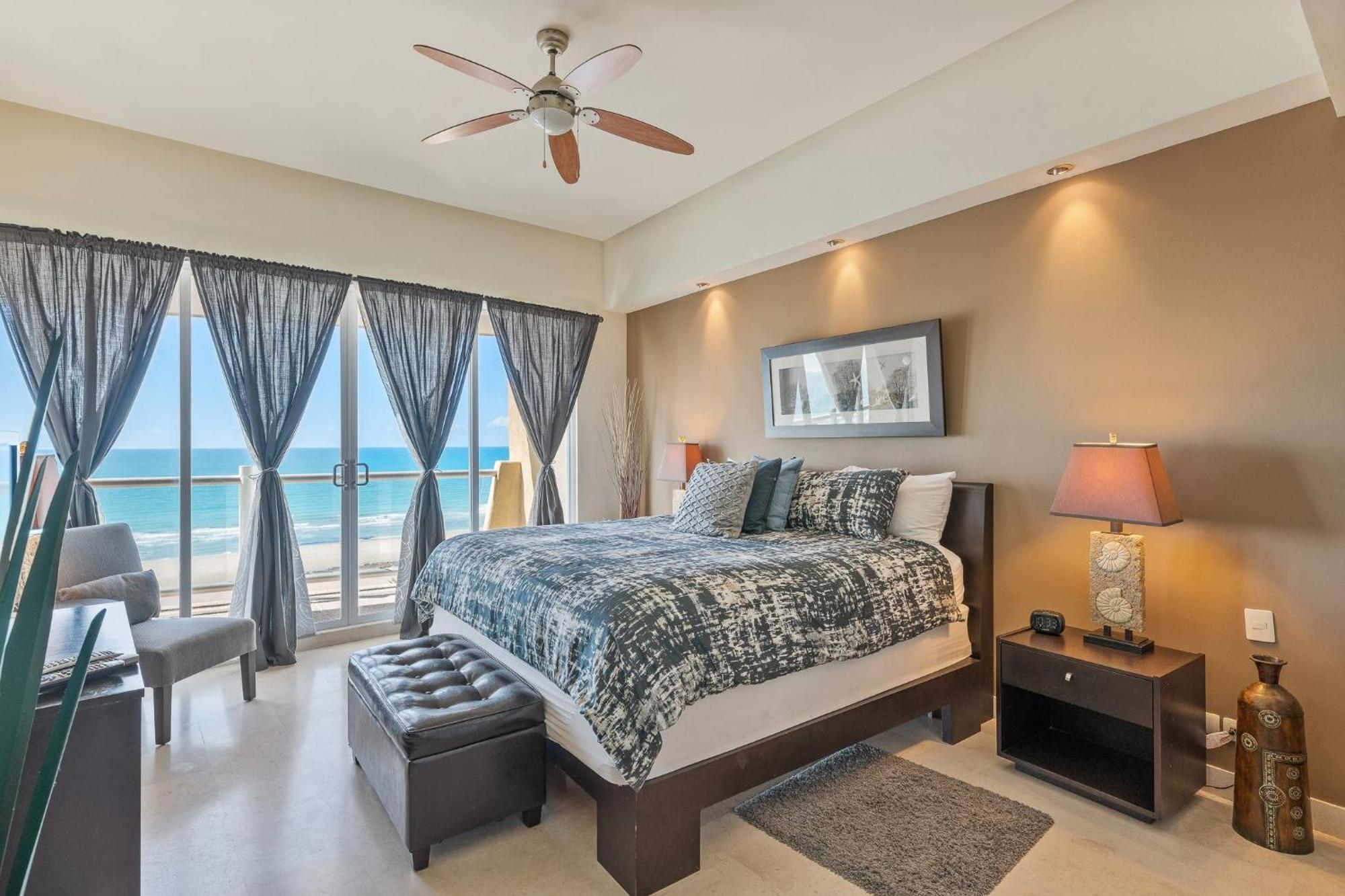 Encanto Living Two Bedroom Unit By Kivoya Rocky Point Room photo